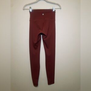 Lululemon wonder under